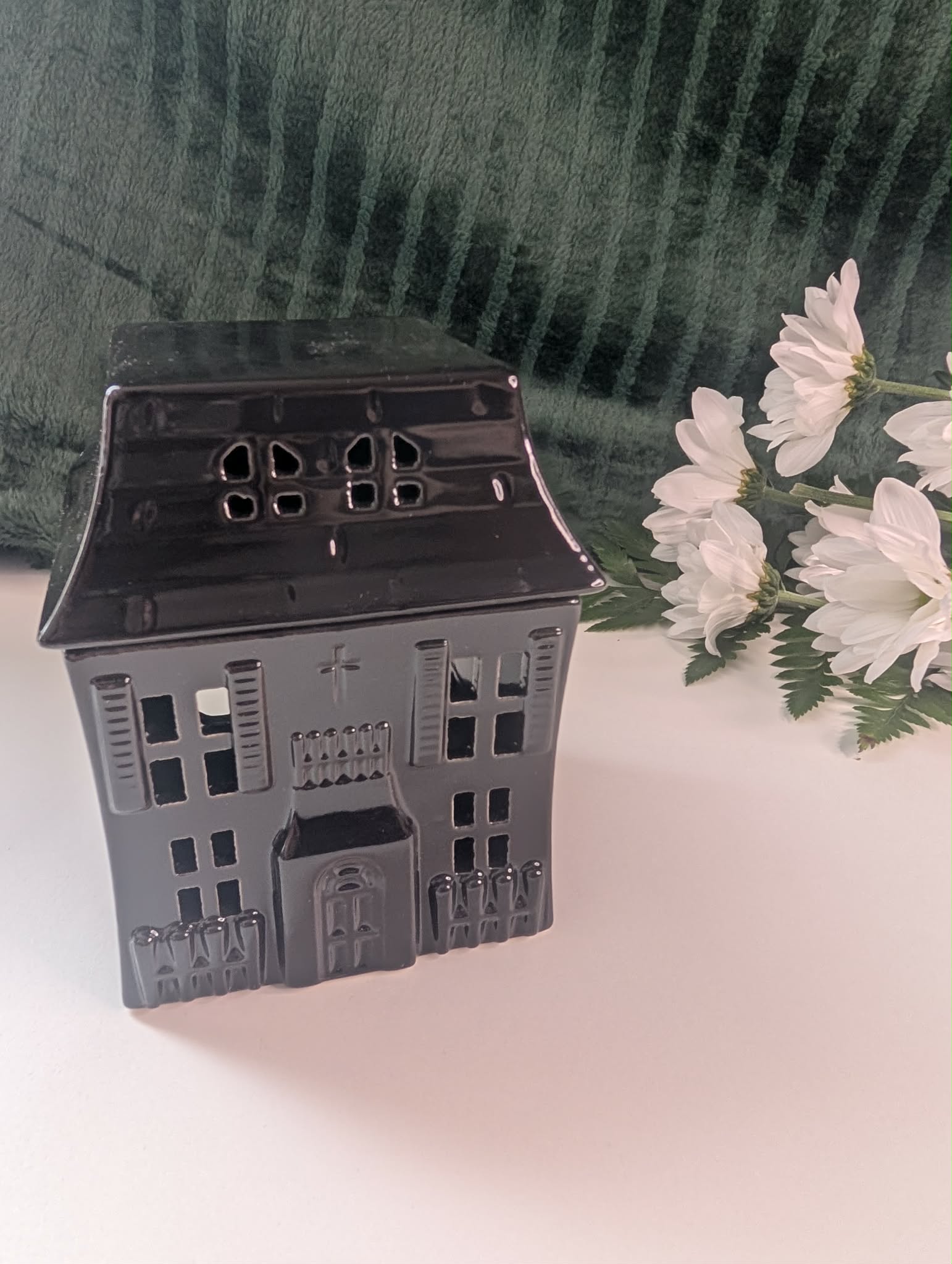 brûleur de fondants parfumés manoir noir